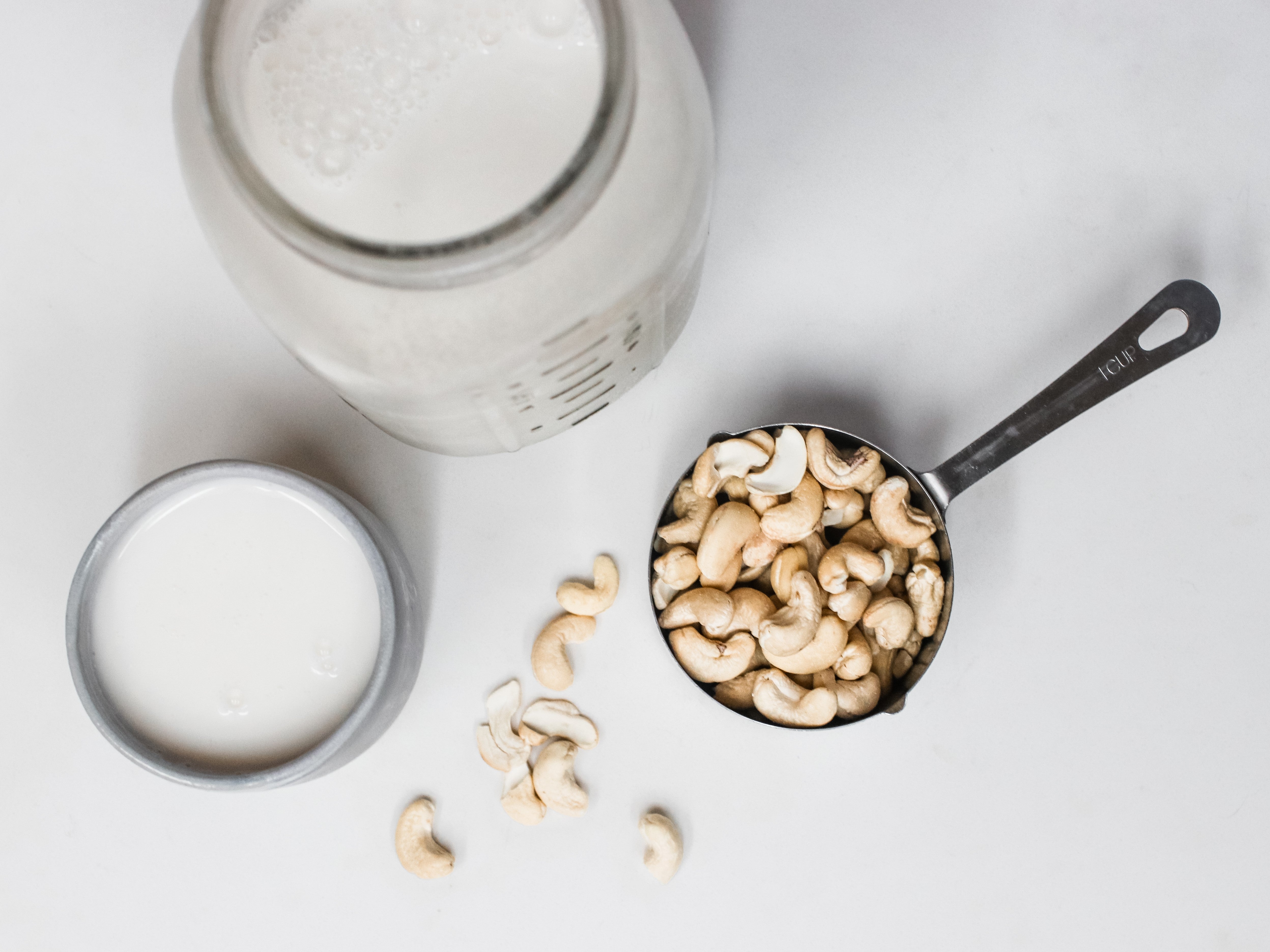 MAKE YOUR OWN NO-WASTE CASHEW MILK